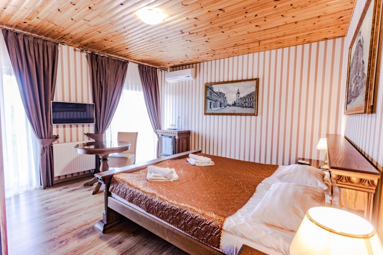 Guest House Villa Lamperti Dyyda Eksteriør bilde