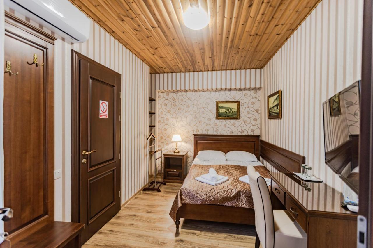 Guest House Villa Lamperti Dyyda Eksteriør bilde