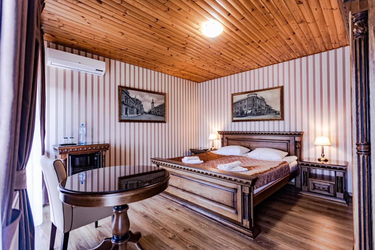 Guest House Villa Lamperti Dyyda Eksteriør bilde