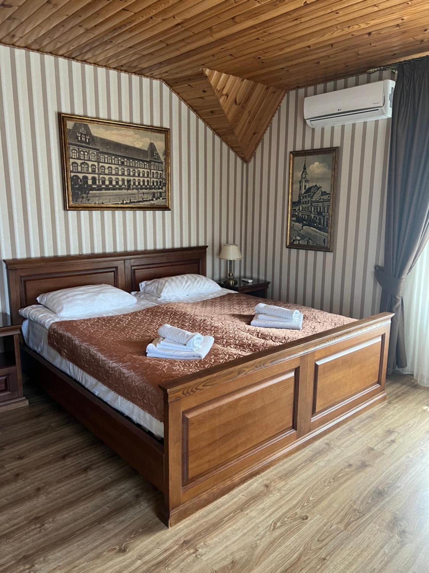Guest House Villa Lamperti Dyyda Eksteriør bilde